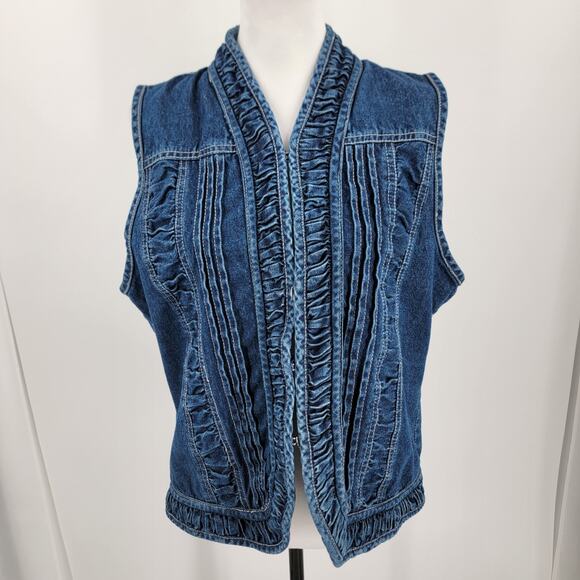 Passports Jackets & Blazers - Passports Denim Vest Womens XL Blue Textured Trim Hook and Eye Closure Vintage